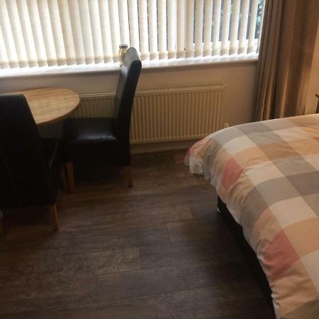 פרסטון Cosy Apartment In Private Courtyard מראה חיצוני תמונה