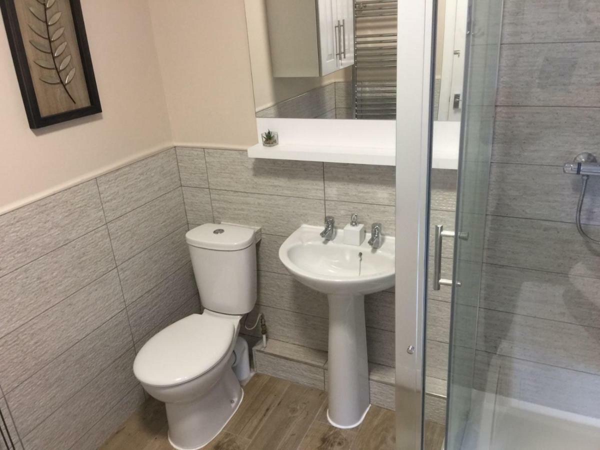פרסטון Cosy Apartment In Private Courtyard מראה חיצוני תמונה