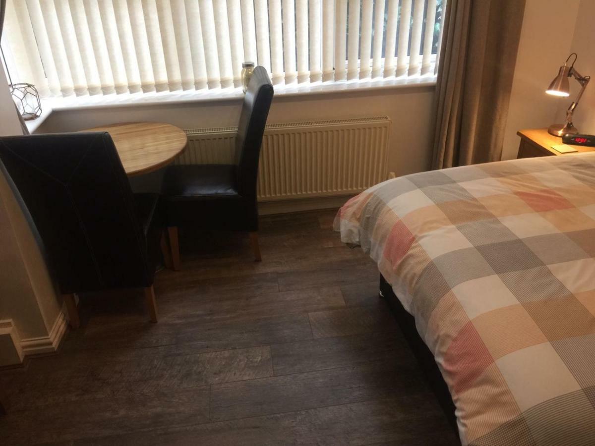 פרסטון Cosy Apartment In Private Courtyard מראה חיצוני תמונה